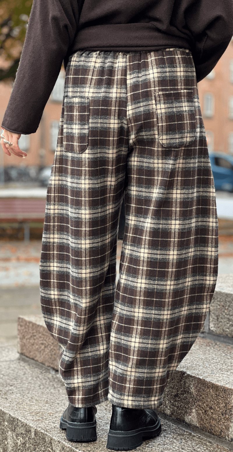 Sonya ternet barrel balloon bukser brun LikeLondon