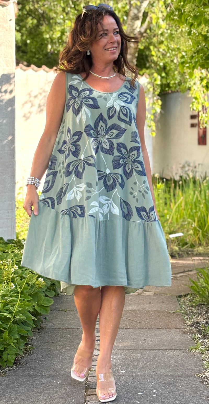 Safira kjole med peplum og blomsterprint khaki LikeLondon