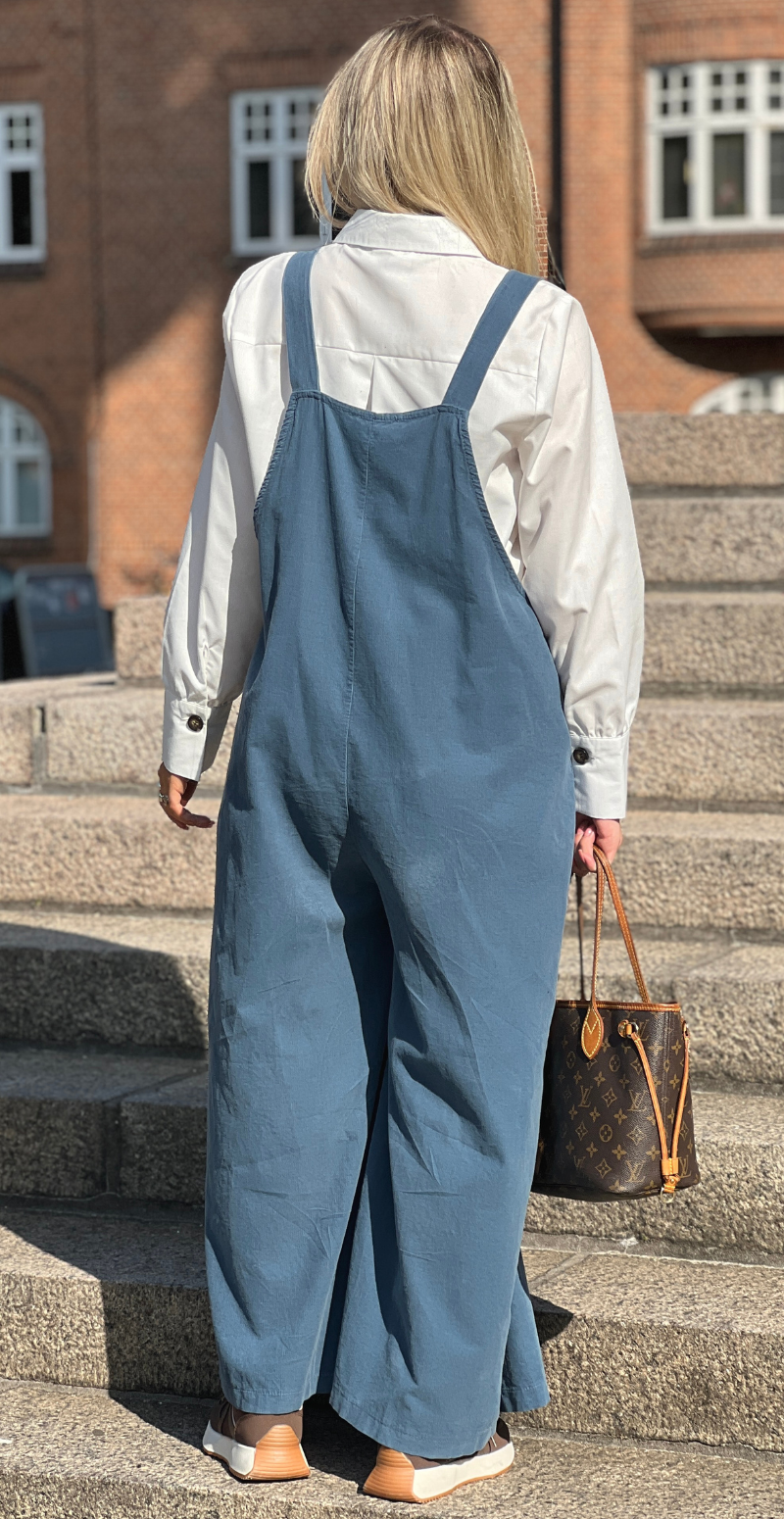 Esry buksedragt i fløjl og med træknapper denim/jeans LikeLondon