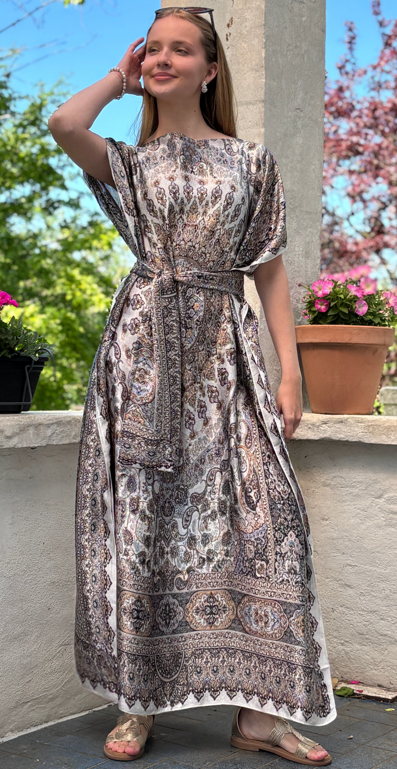 Forudbestil uge 23 Lang sarong med paisley mønster hvid LikeLondon