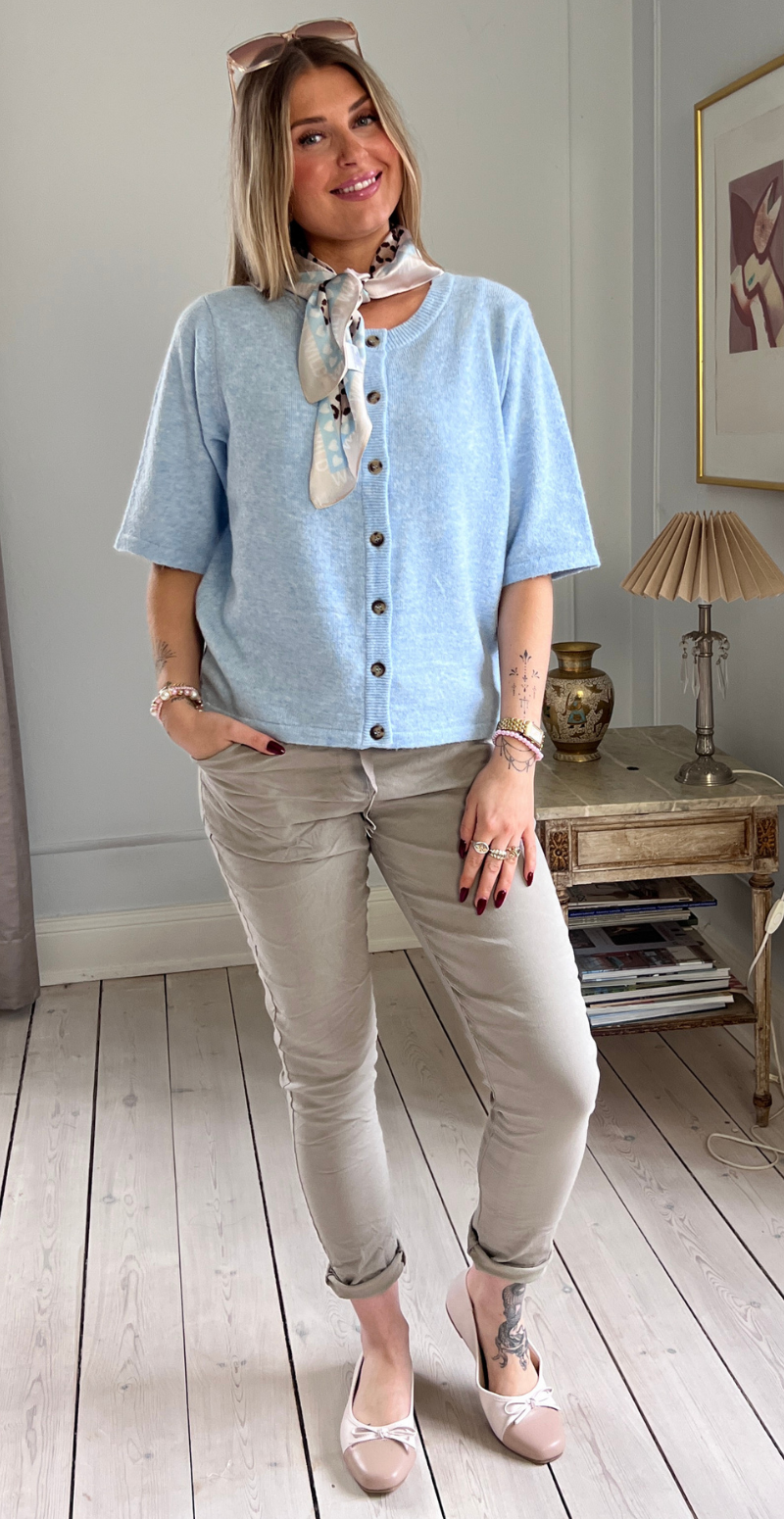 Orlean cardigan lysblå LikeLondon