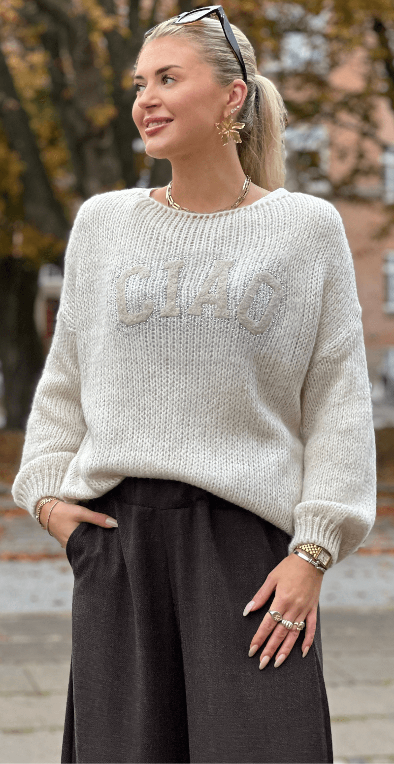 Lola uldstrik bluse med "CIAO" beige LikeLondon