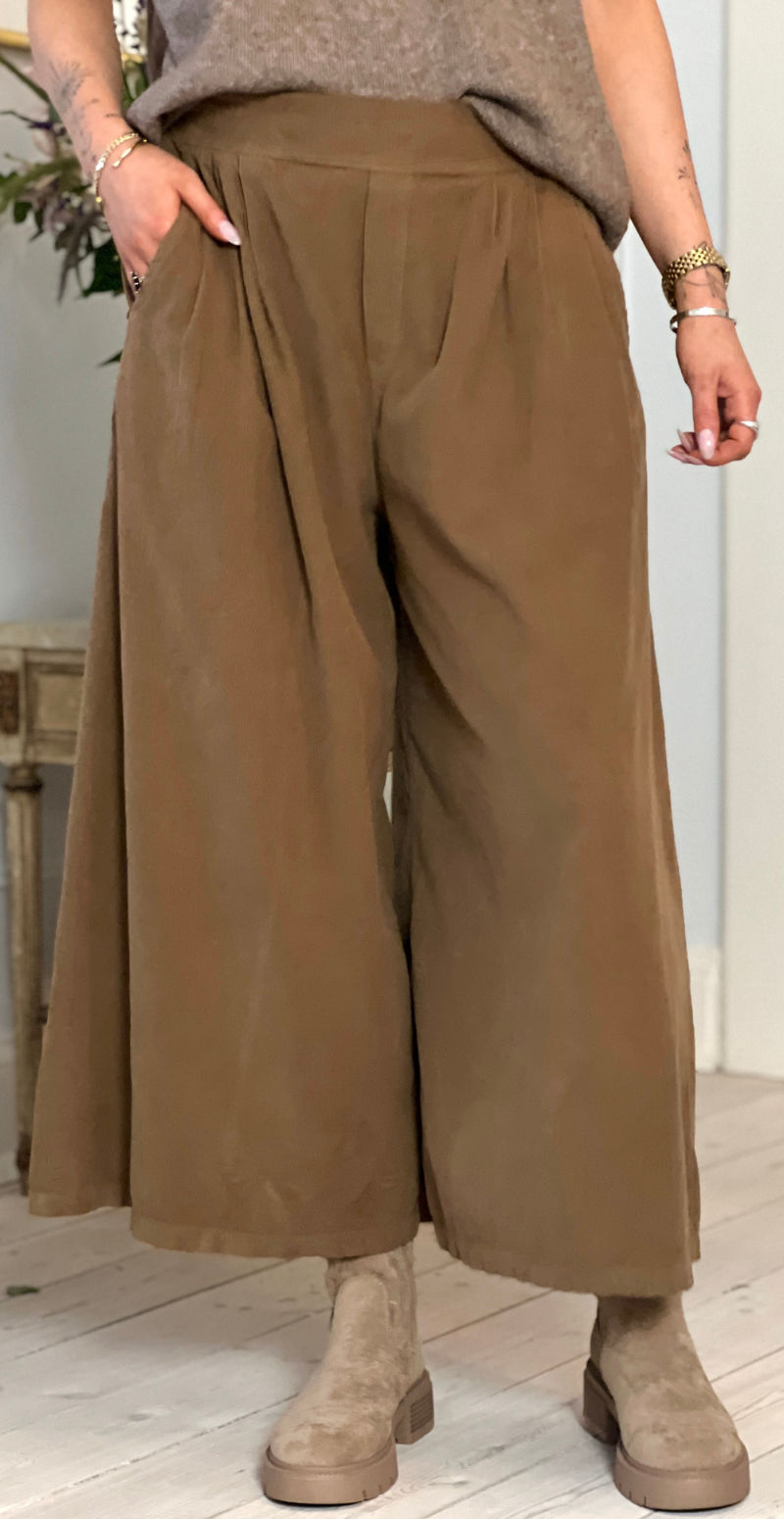 Marnie fløjlsbukser med vidde noce LikeLondon