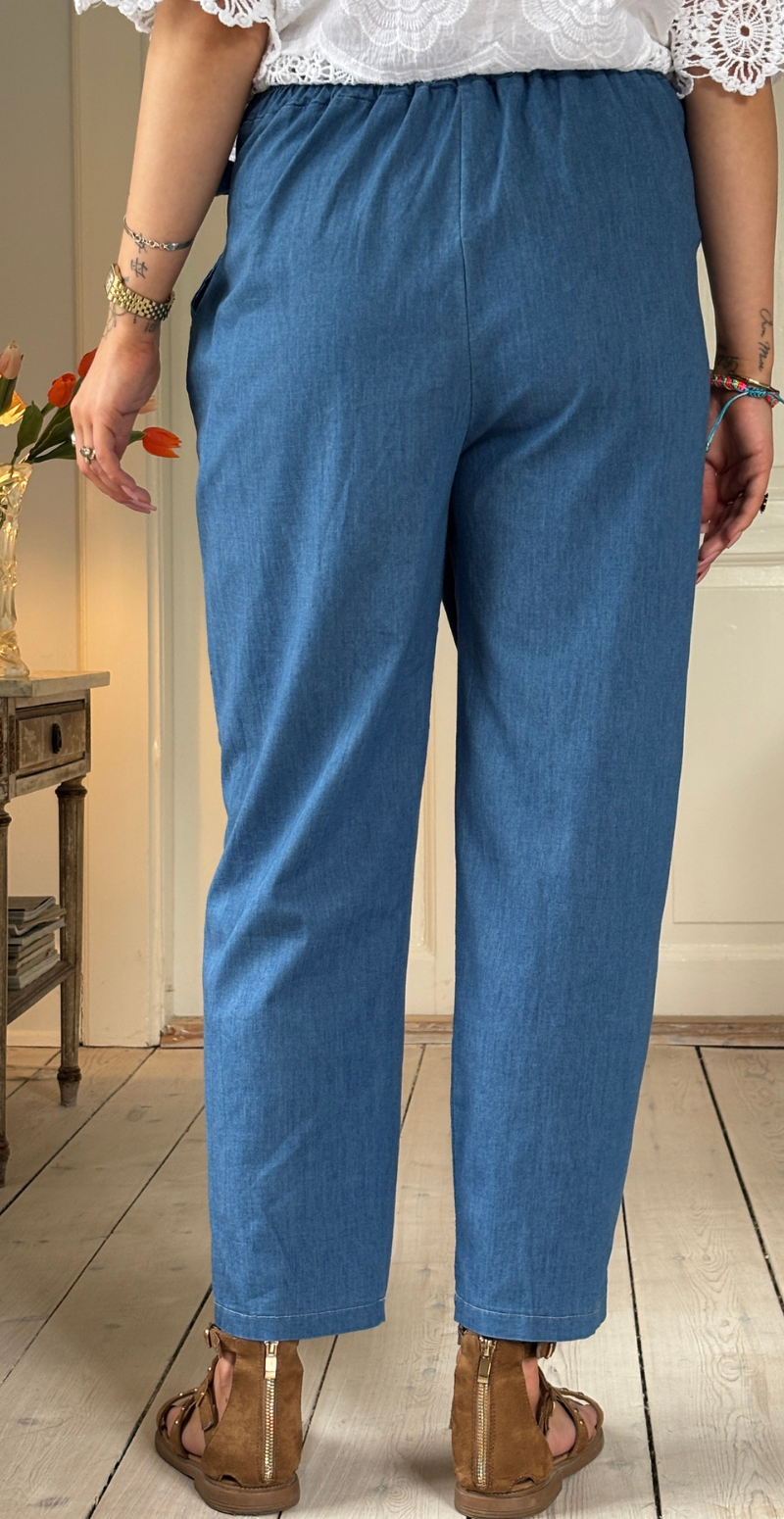 Polly denimbukser med slå-om effekt medium jeans LikeLondon