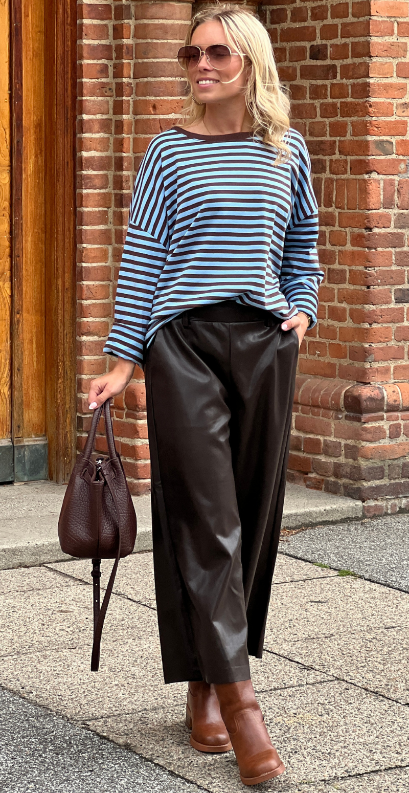 Forudbestil uge 39 Zenia bluse med lange ærmer og striber sky blue/old brown LikeLondon