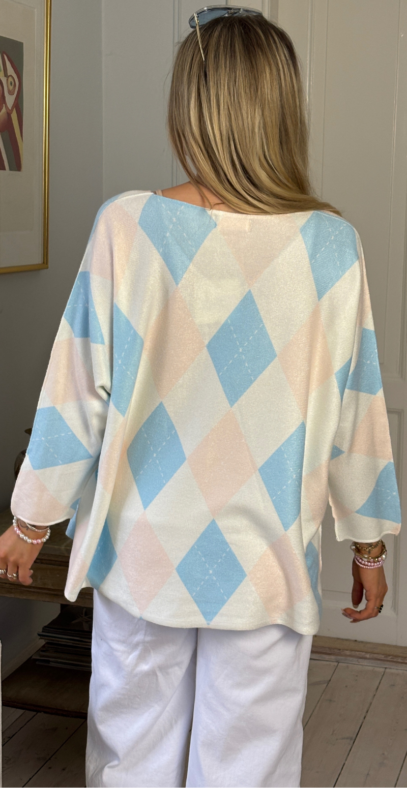 Lucille strik med harlekin mønster sky blue LikeLondon