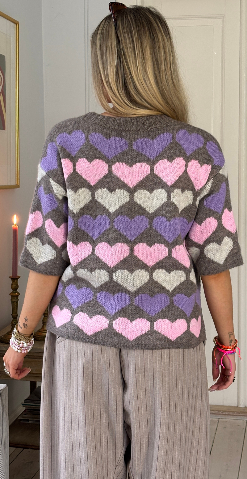 Opy kortærmet strik med hjerter fango LikeLondon