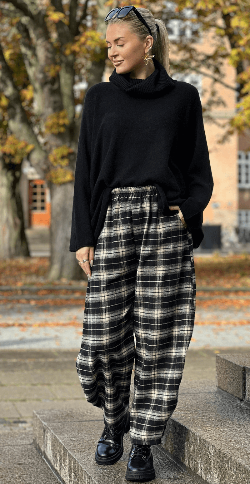 Sonya ternet barrel balloon bukser sort LikeLondon