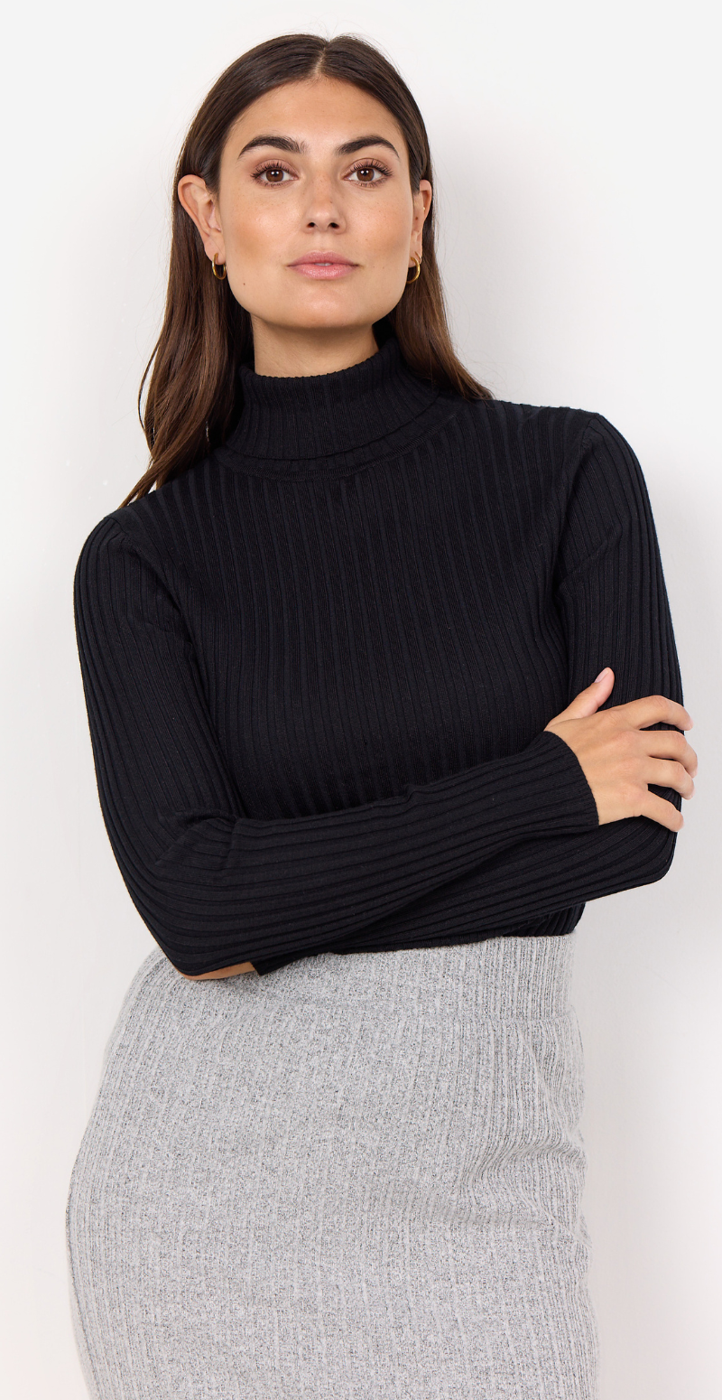 Dollie bluse med ribdetaljer sort Soyaconcept