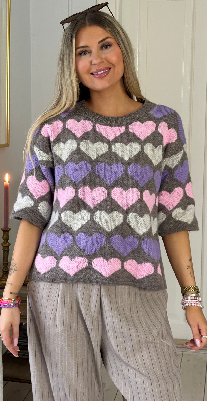 Opy kortærmet strik med hjerter fango LikeLondon