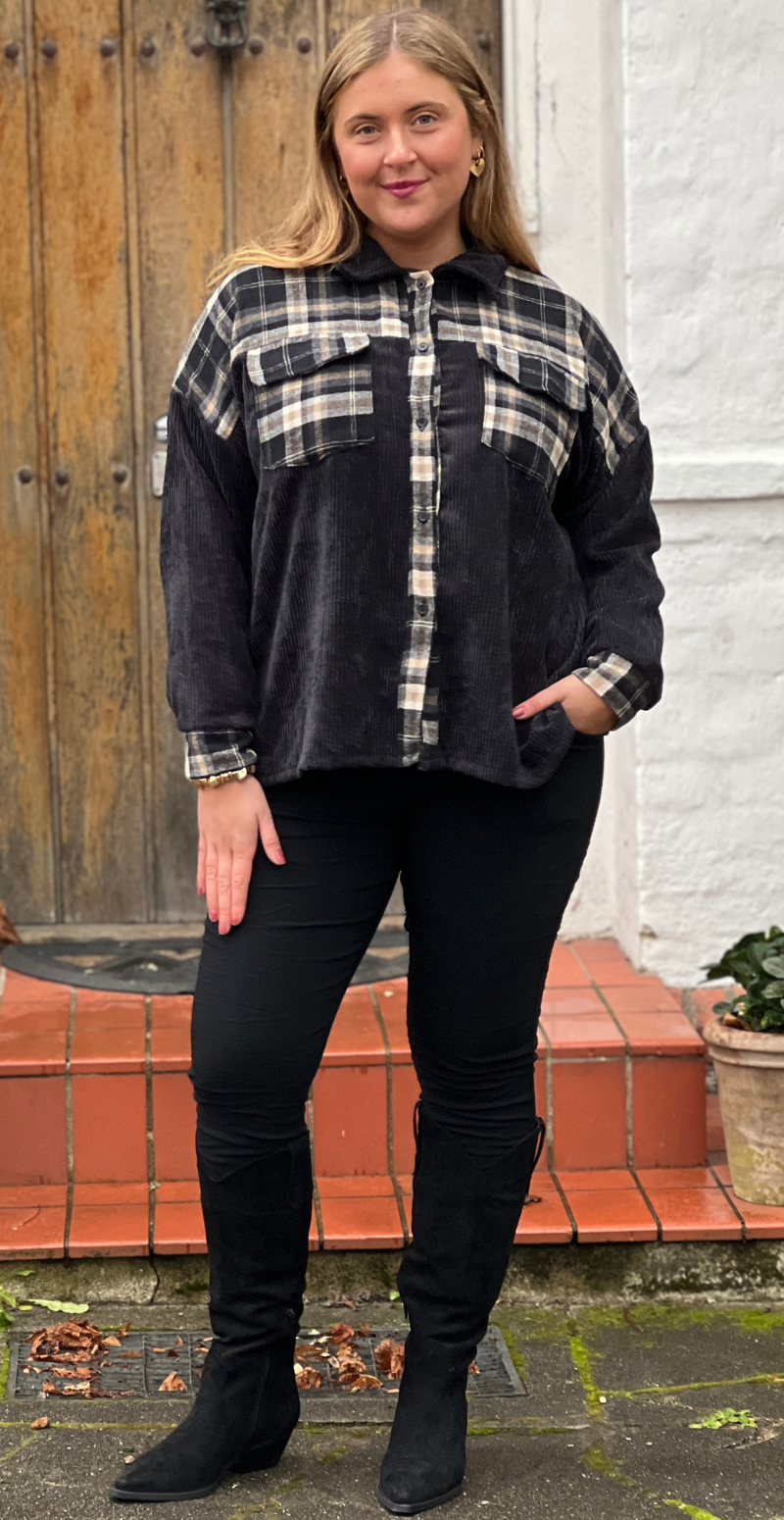 Bolette skjorte i fløjl med ternet detaljer sort LikeLondon