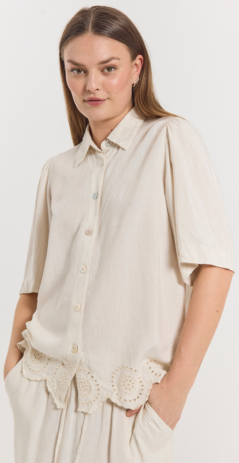 Linus hørbluse med broderi moonbeam