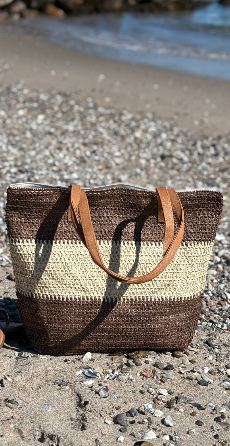 Flettaske med brede striber og lynlås brun LikeLondon