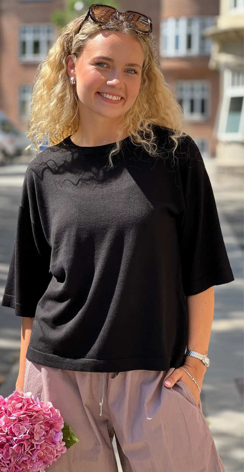 Conny pullover med 3/4 ærmer black Freequent