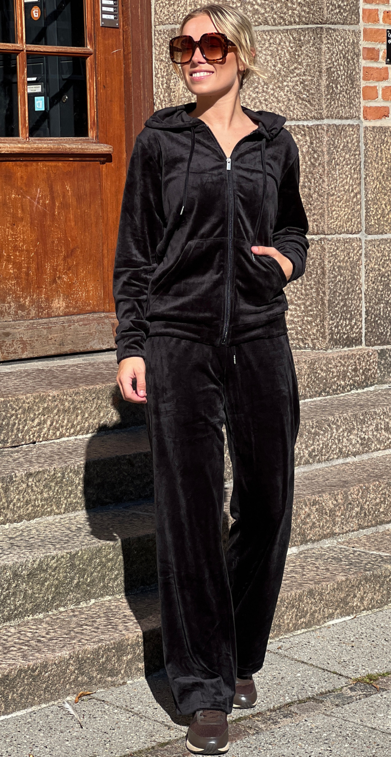 Mitza velour sæt med bukser og cardigan sort B.young
