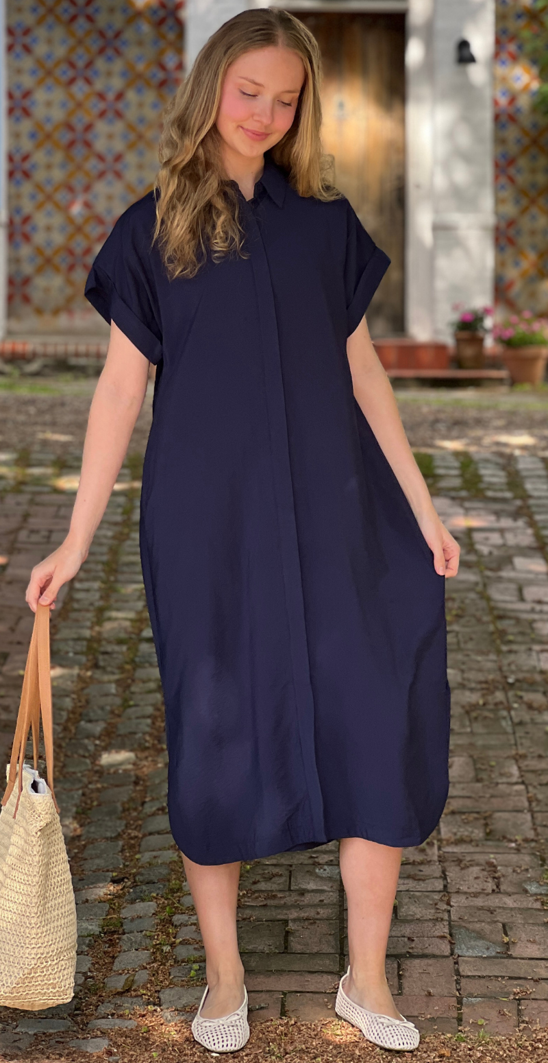 Nanina gennemknappet kjole med slids navy blazer Freequent