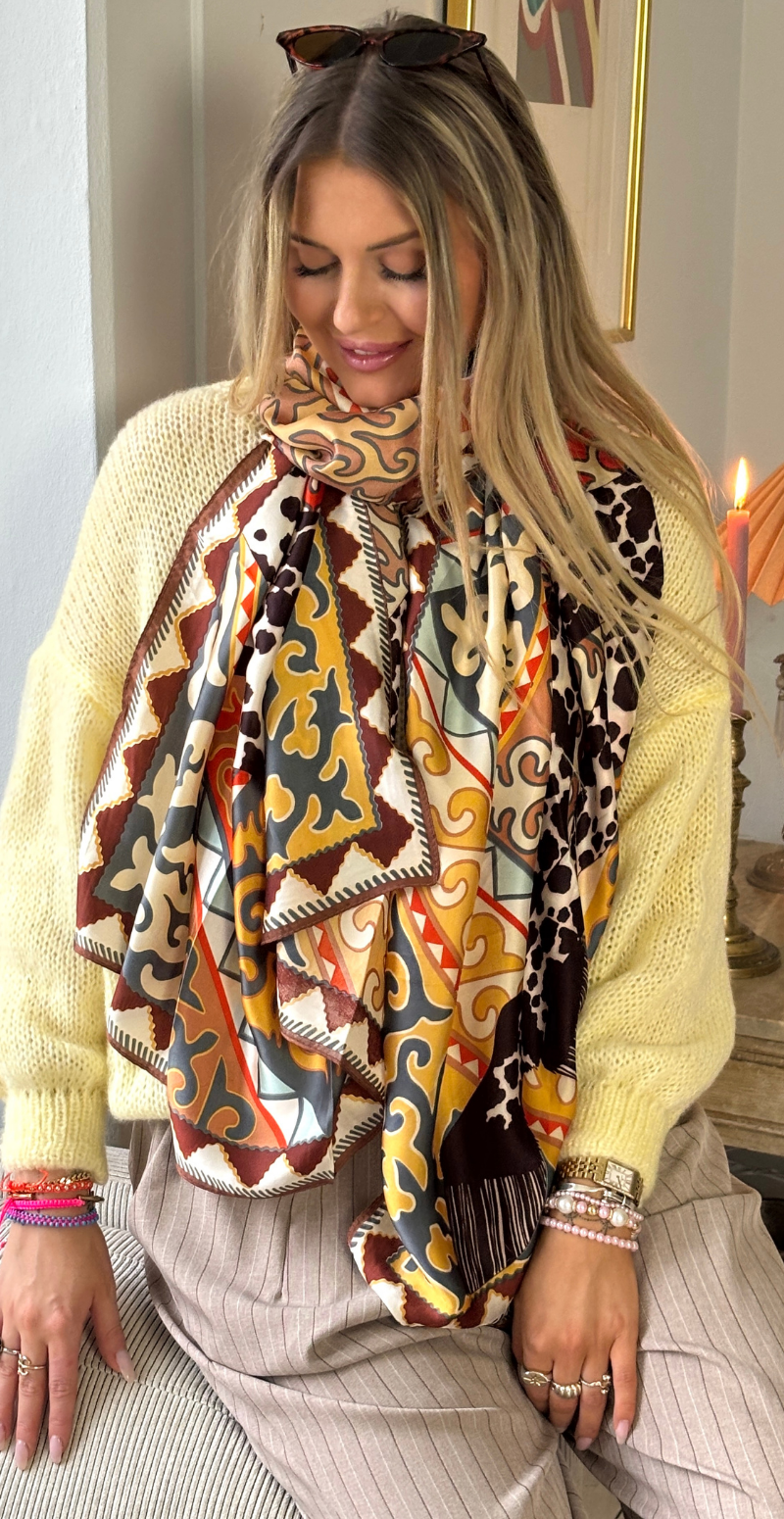 Tørklæde i silk-look med motiv af hest brun LikeLondon