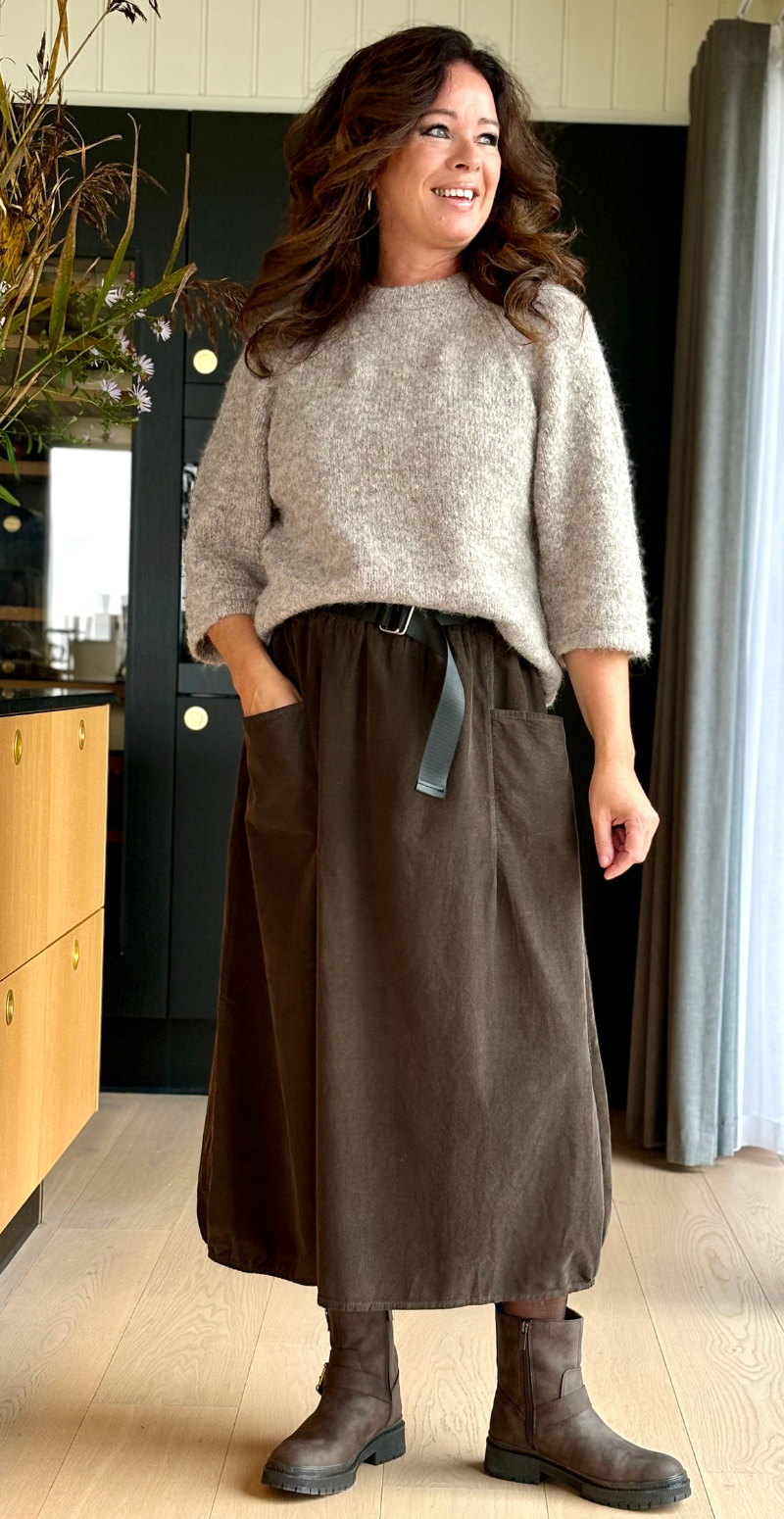 Allison fløjlsnederdel med lommer brun LikeLondon