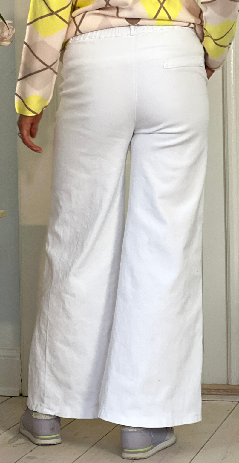 Maggie denimbukser med brede ben hvid LikeLondon