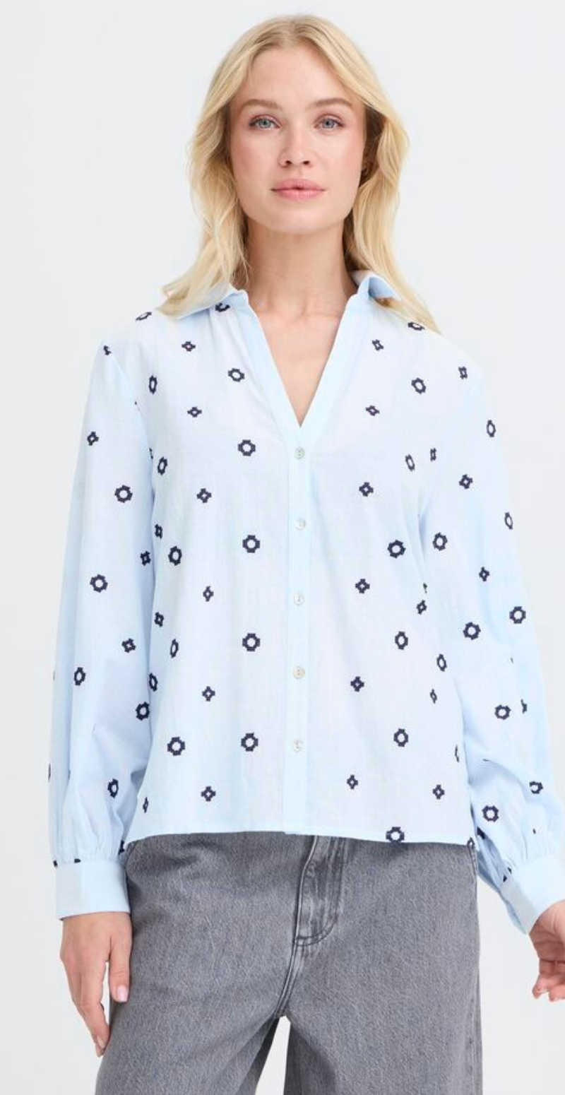 Fabienne bluse med cirkler della robbla blue b.young