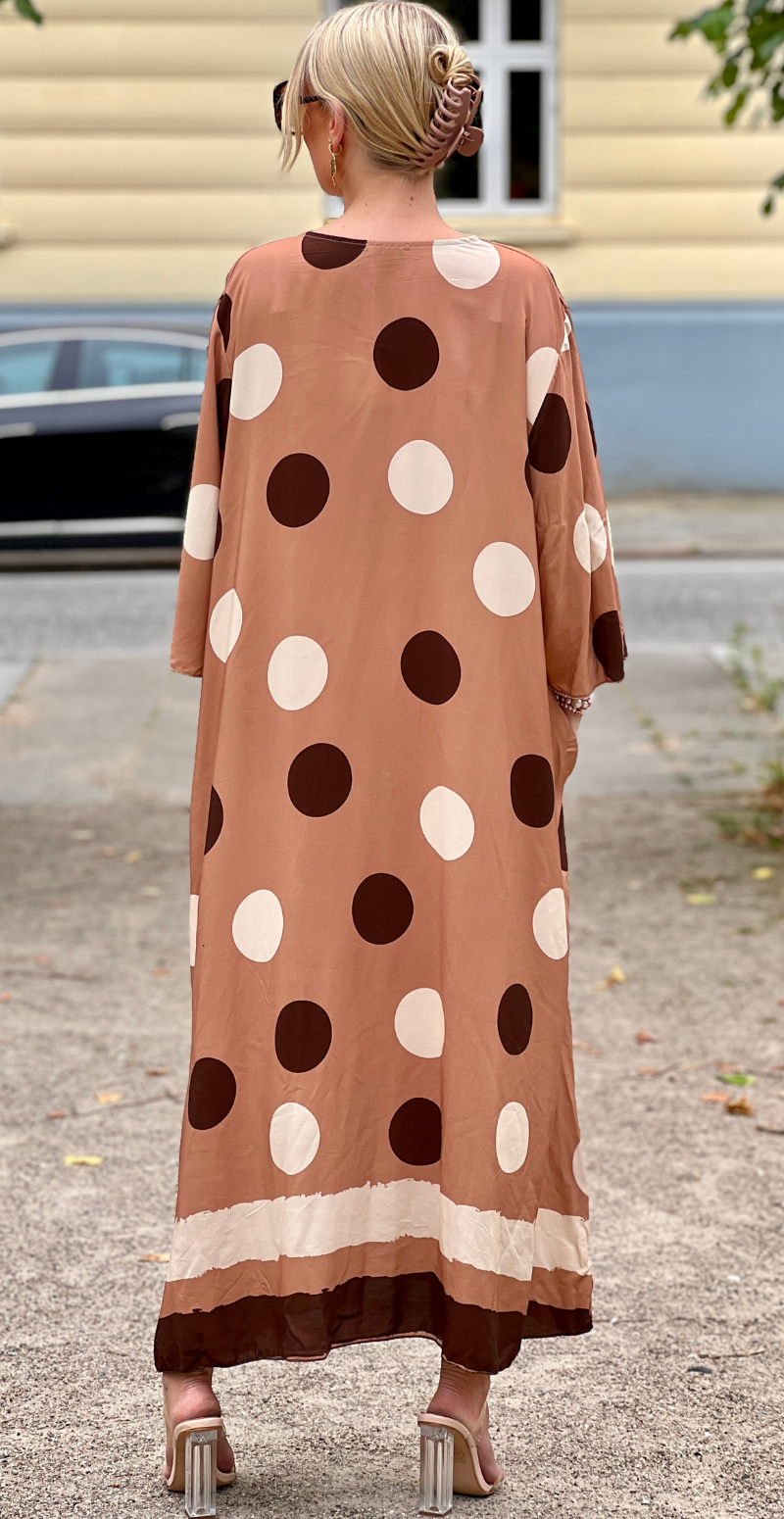 Effie lang kjole med store dots og lommer taupe LikeLondon