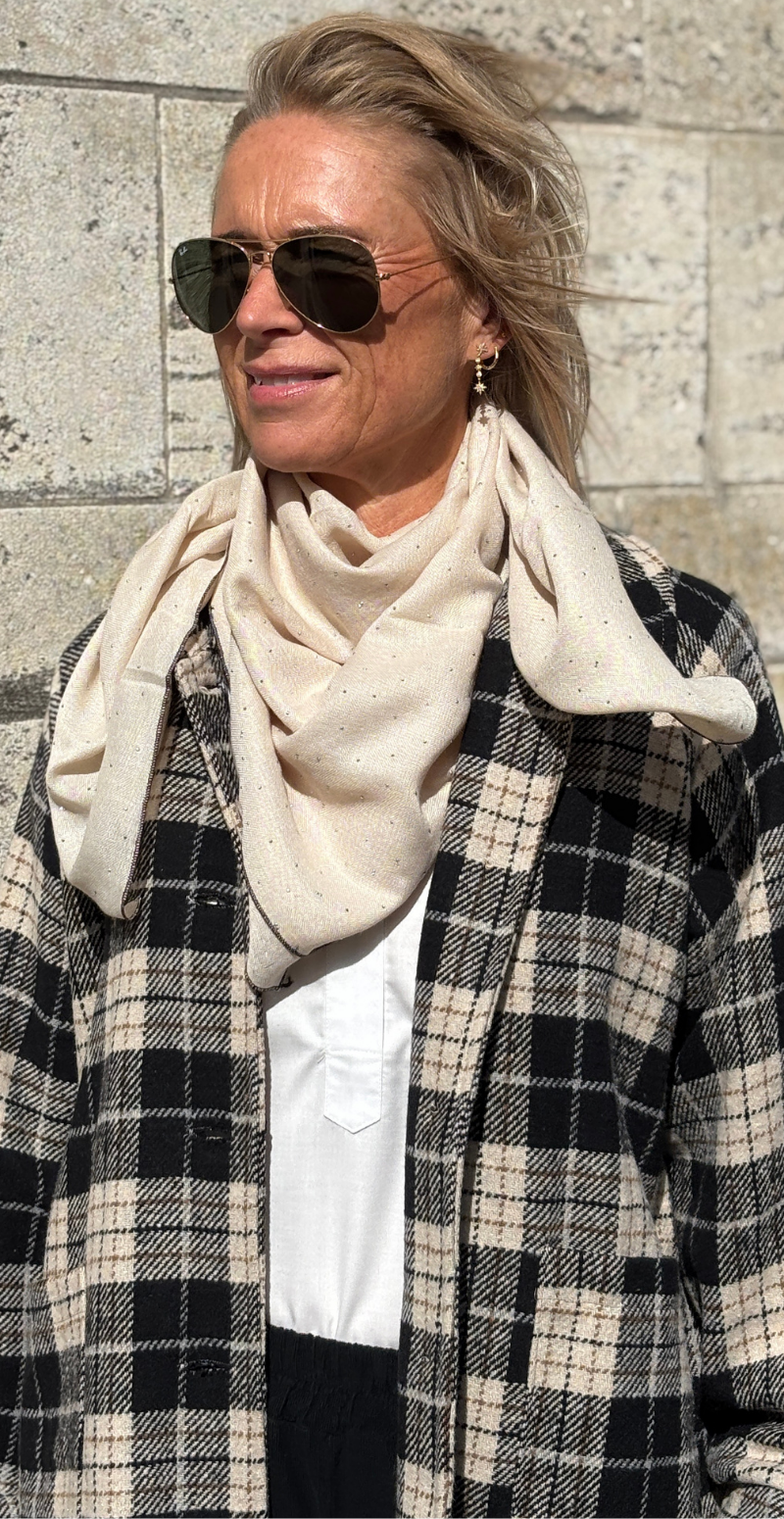 TØRKLÆDE SQUARE MED RHINSTEN BEIGE LIKELONDON