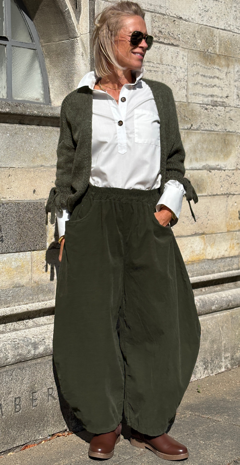 Vera strikcardigan med sløjfedetaljer khaki LikeLondon