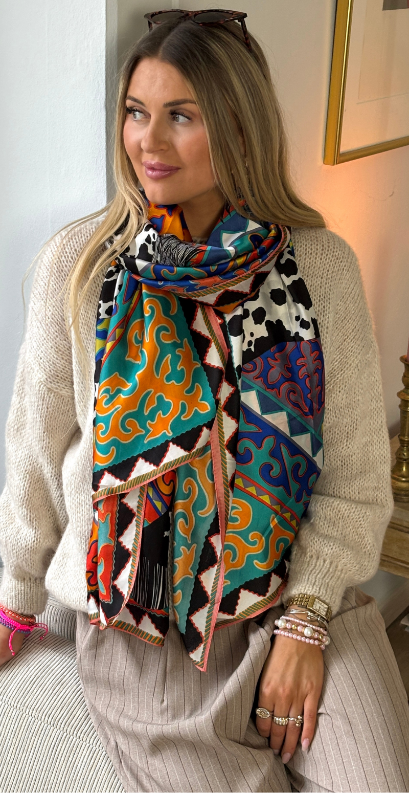 Tørklæde i silk-look med motiv af hest sort/orange LikeLondon