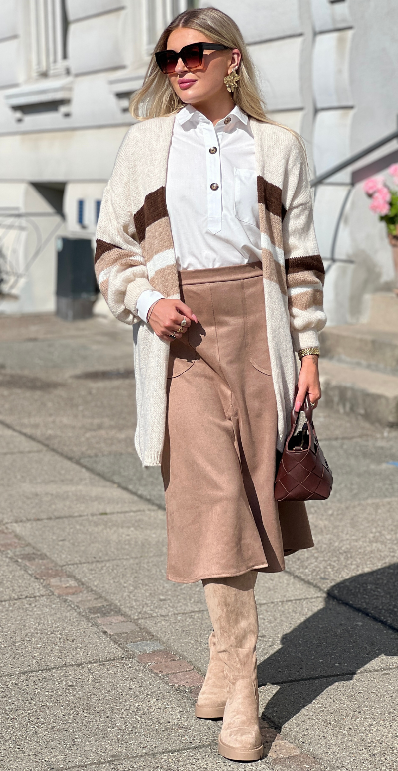 Regitze cardigan med striber beige LikeLondon