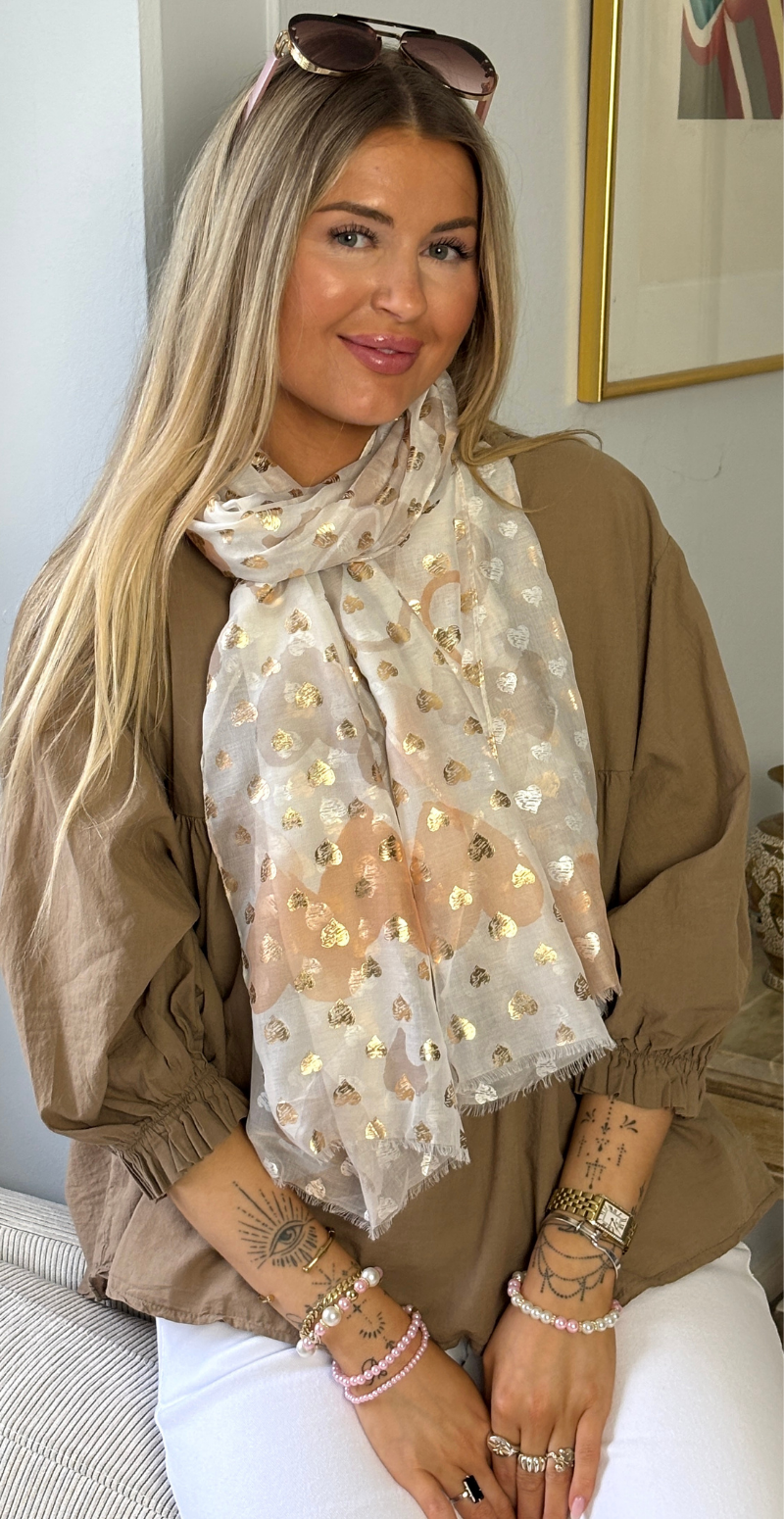 Tørklæde med små guld hjerter beige LikeLondon