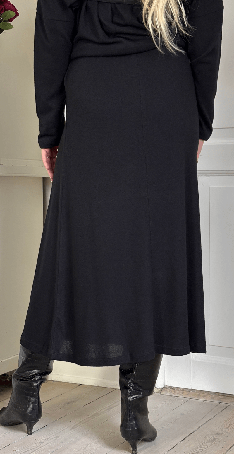 Laveco nederdel sort