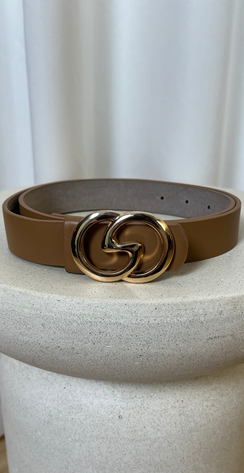 Bælte i lædermix med guldspænde camel LikeLondon