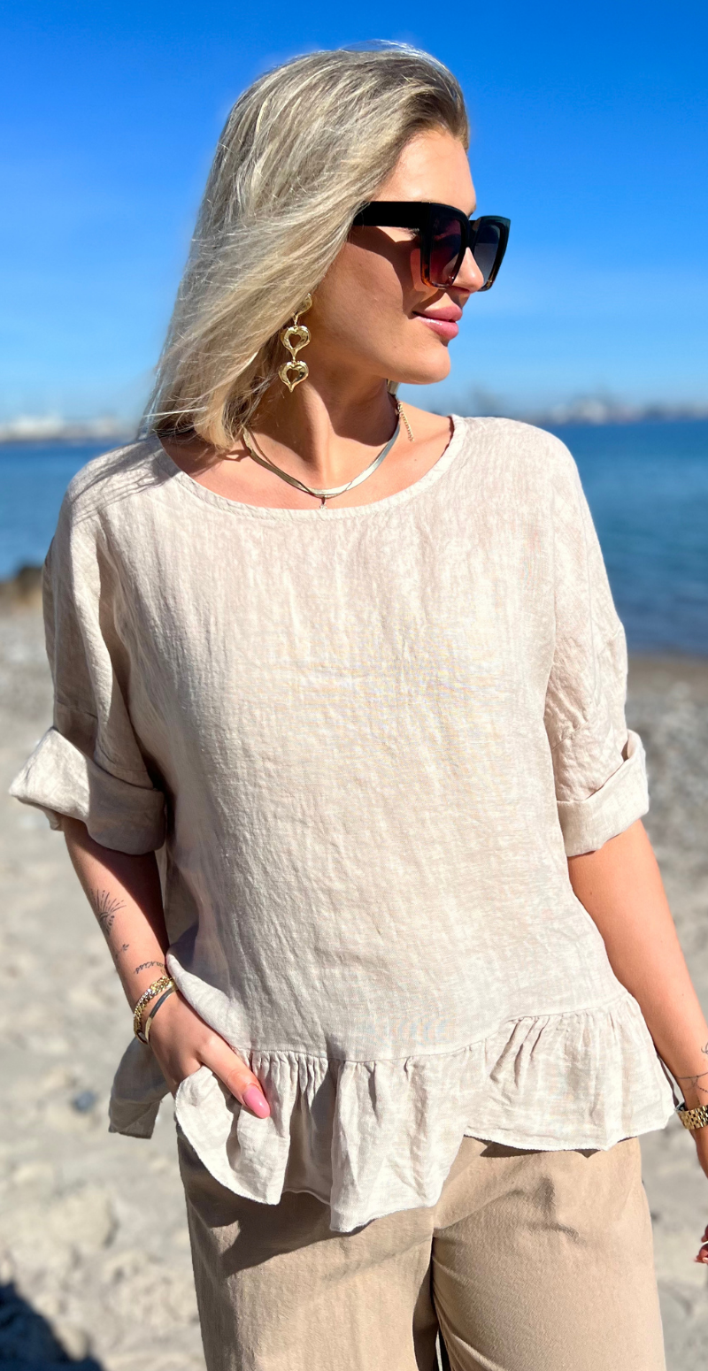 Freja hørbluse med peplum beige LikeLondon