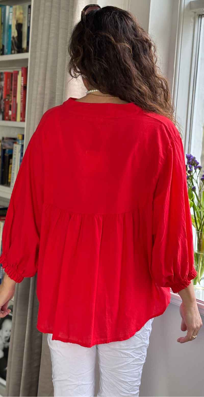 Francie bluse rød bagfra