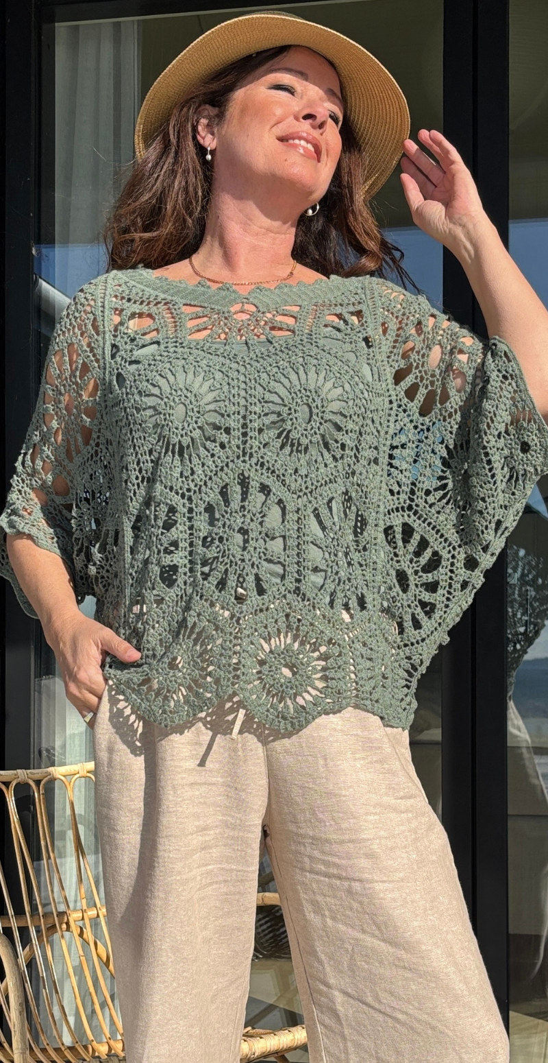 Hæklet Cajsa bluse med korte ærmer og indertop