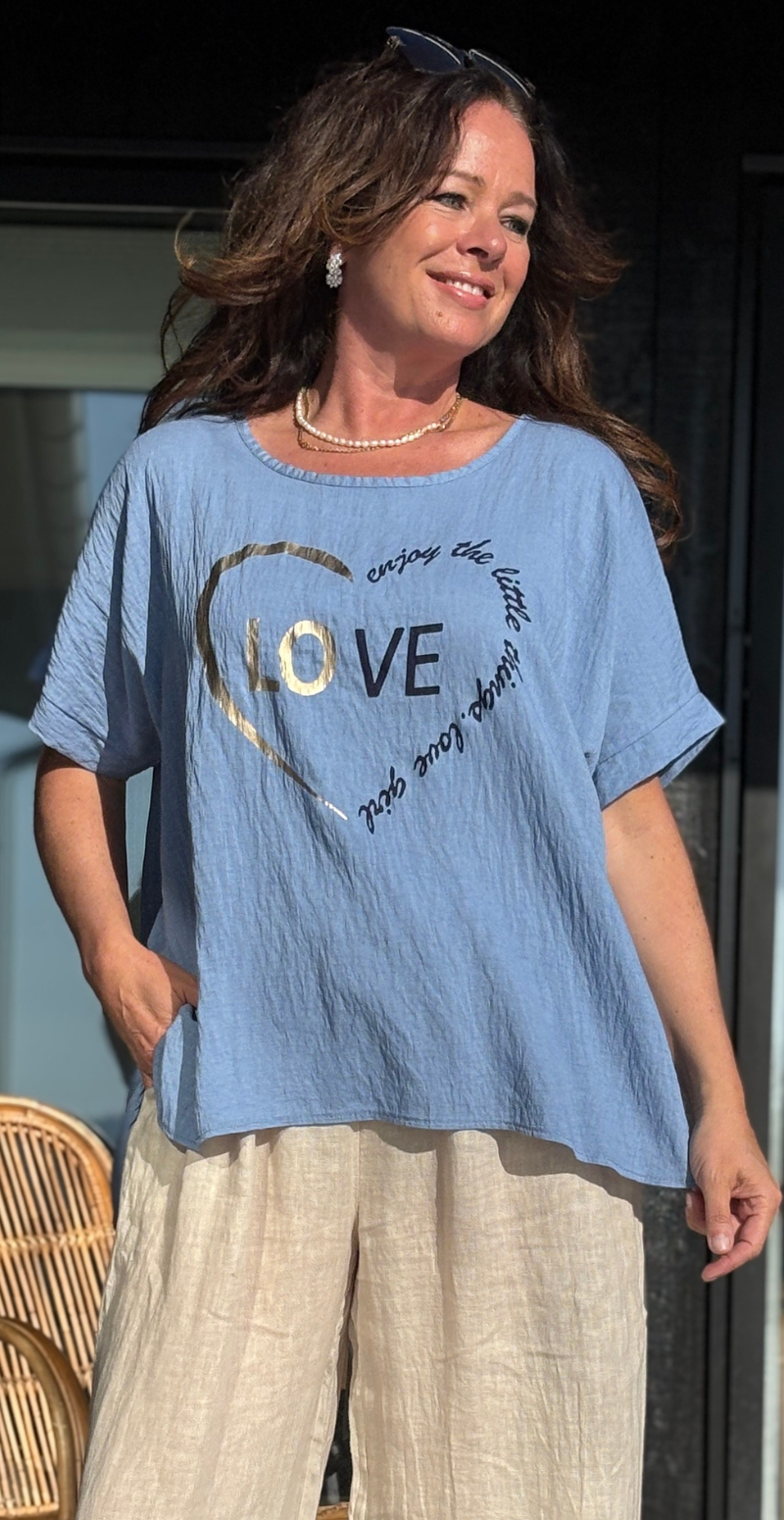 denim blå vanja bluse med love print foran likelodon