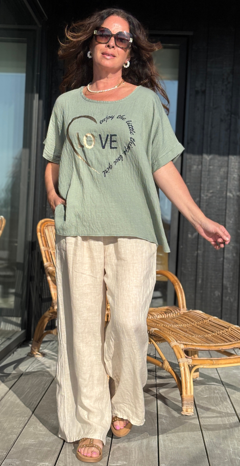 khaki bluse med korte ærmer og print foran likelondon