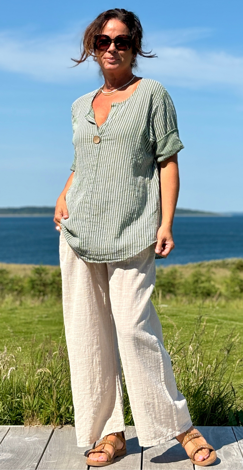 khaki bluse med striber i bomuld fra likelondon