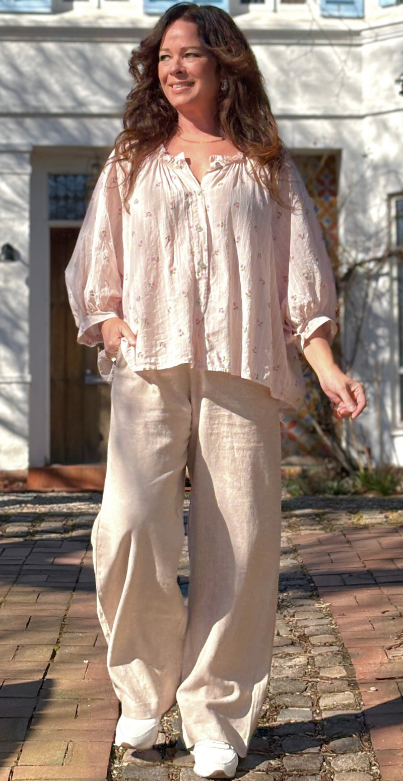Emmy bluse med striber og små blomster rosa LikeLondon