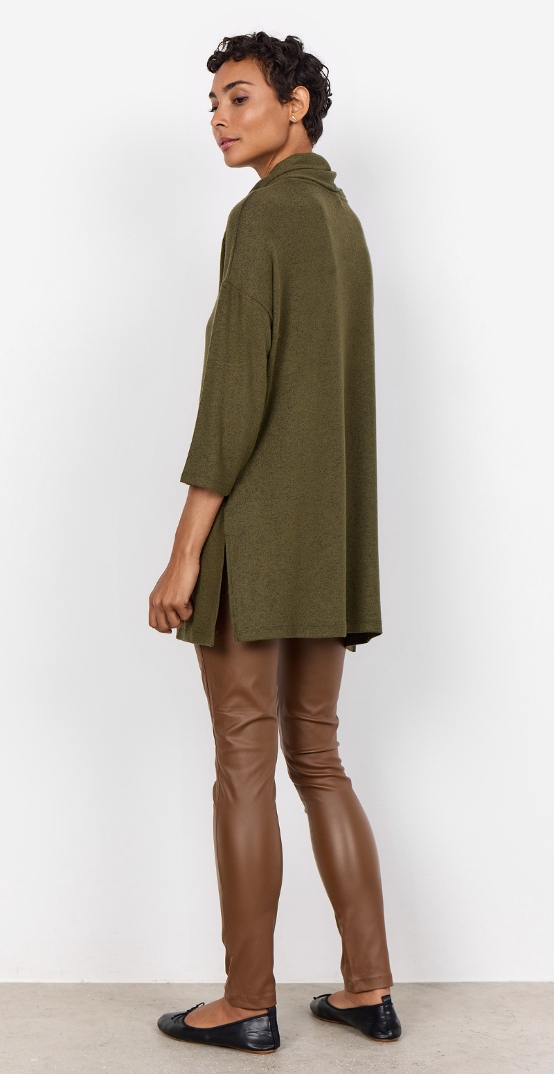 Taylor bluse med høj hals og trekvart ærmer khaki