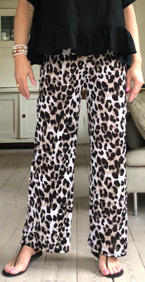 dyreprints bukser med leopard mocce