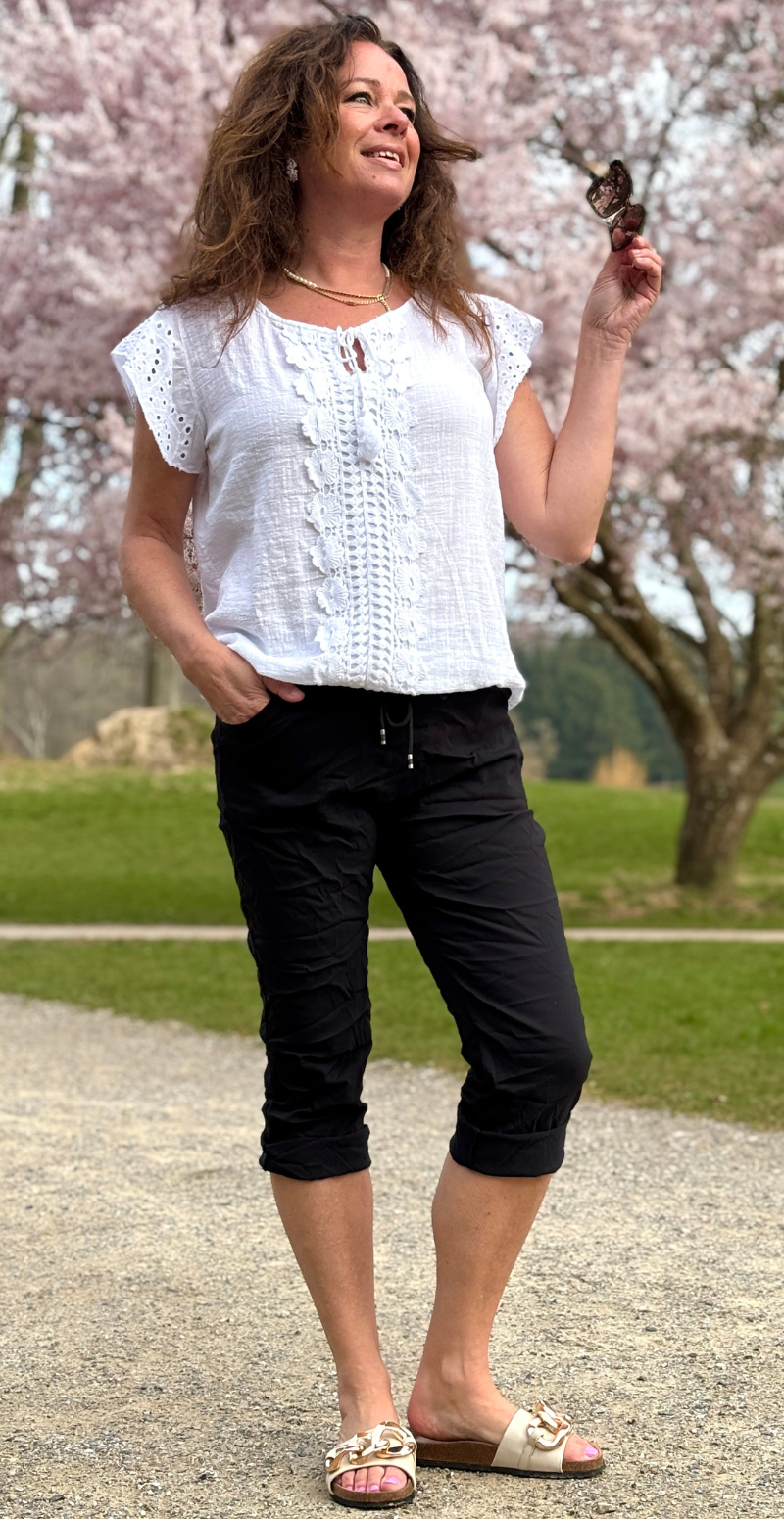 sorte nora capri bukser med skrålommer og bindebånd i taljen likelondon