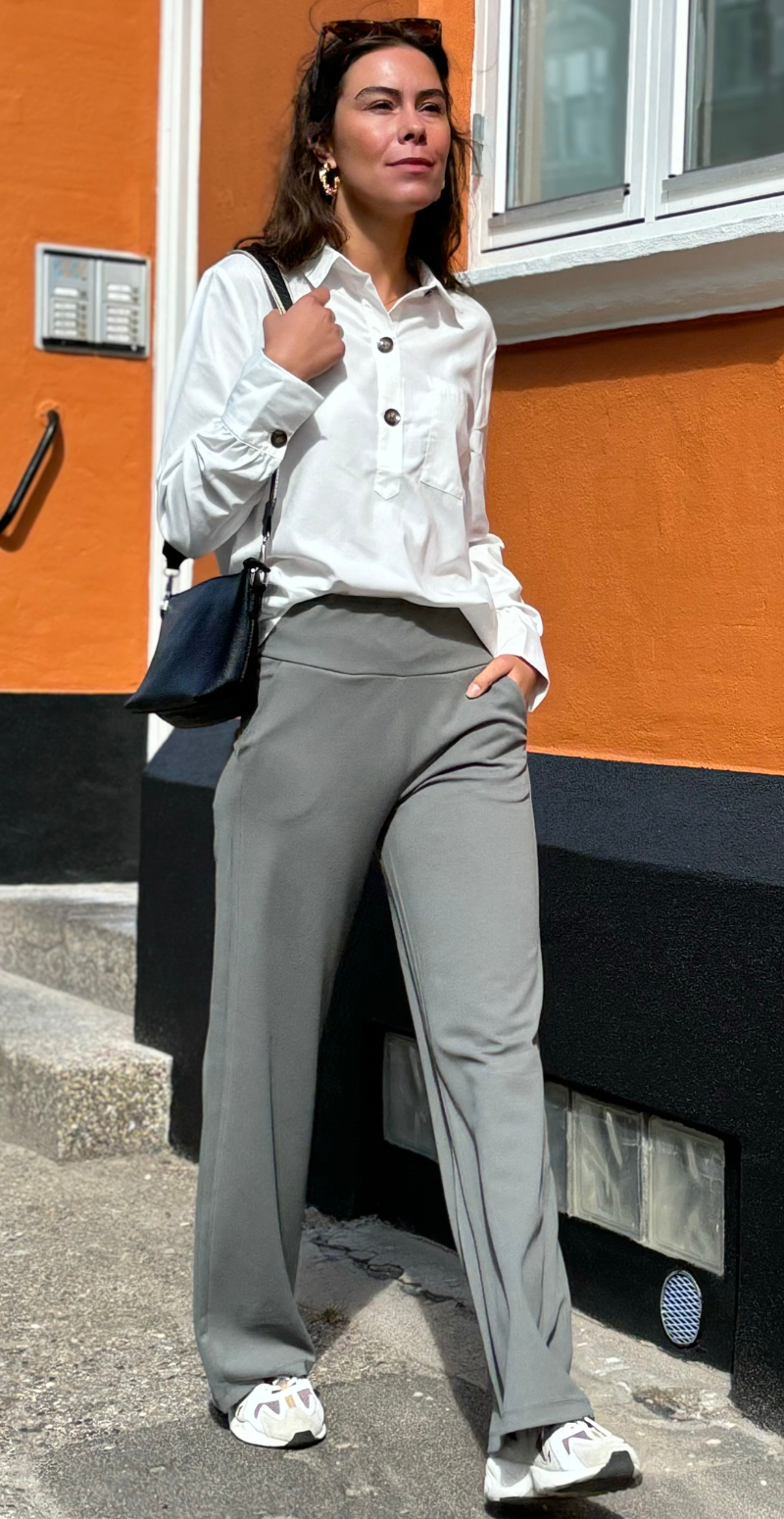 Emily bukser med vidde khaki