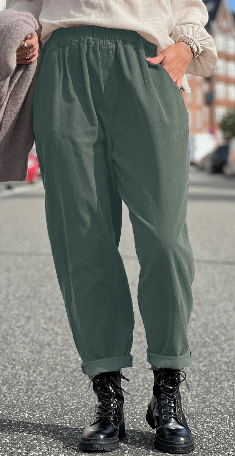 Erin fløjlsbukser i light militare