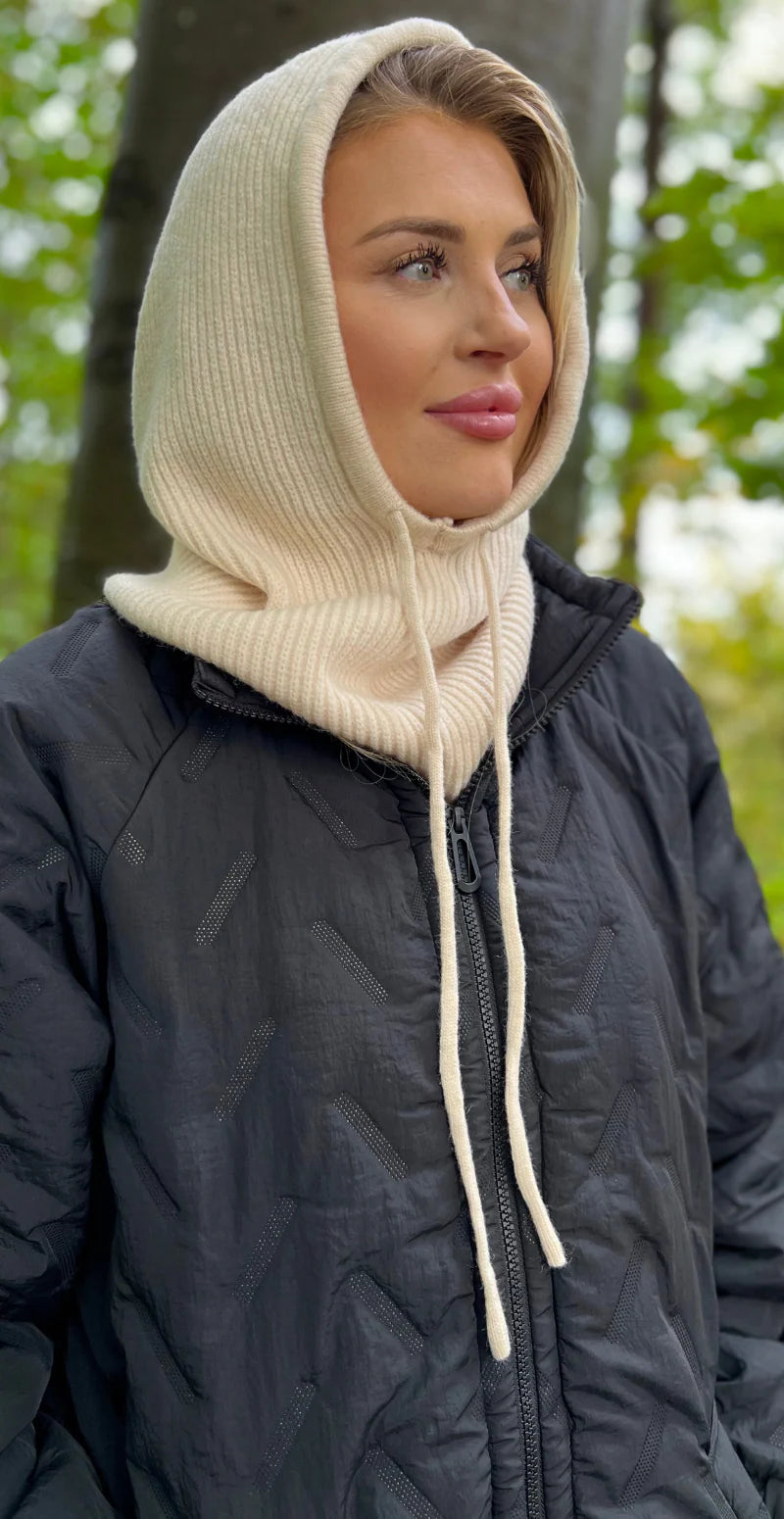 Balaclava med snøre creme LikeLondon
