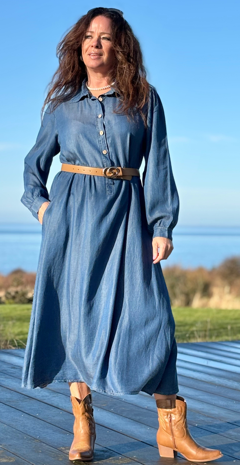 Lang Sulle kjole i medium denim