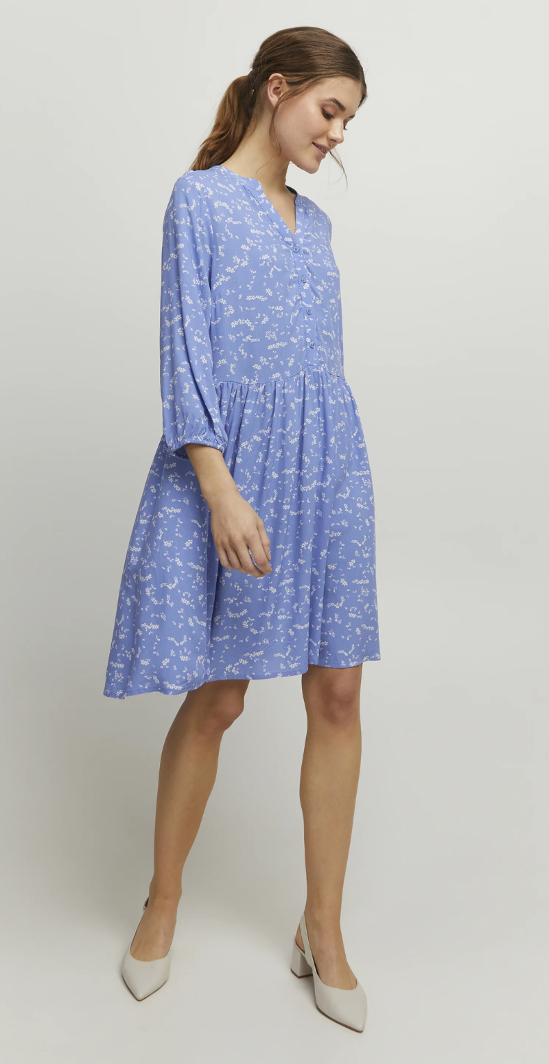 Joella kjole med knapstolpe ultramarine mix