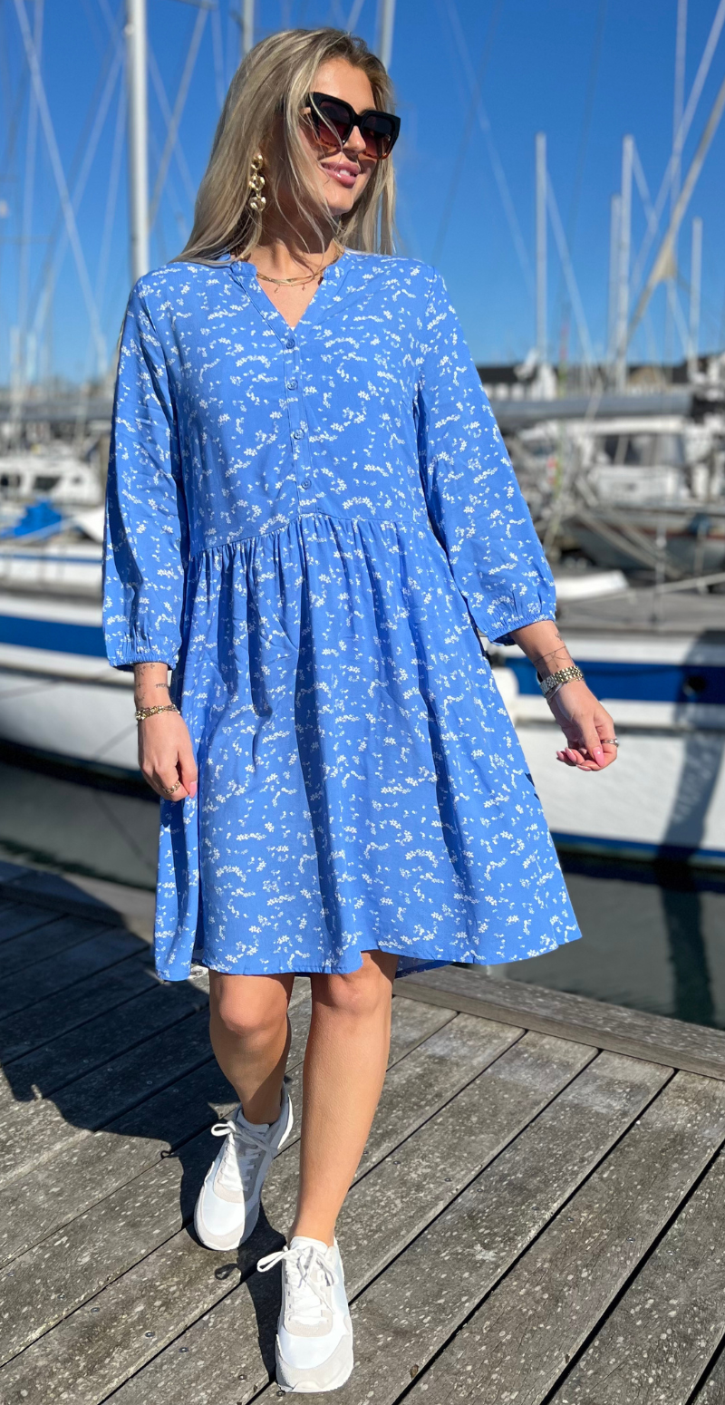 Joella kjole med knapstolpe ultramarine mix