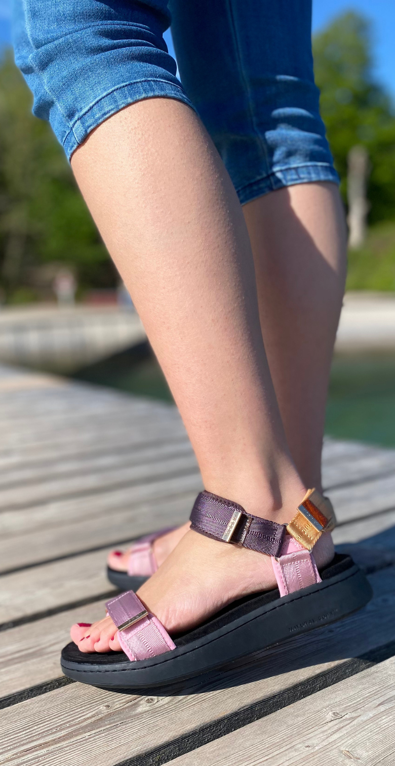 Sandal med velcro i zephyr multi