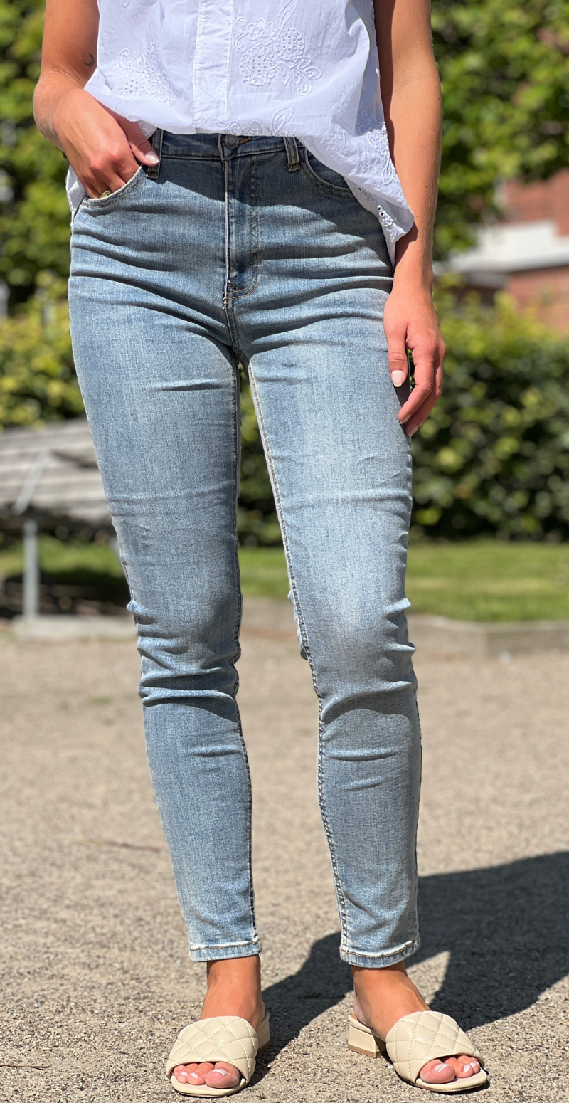 Harlow jeans "32" Lys denim